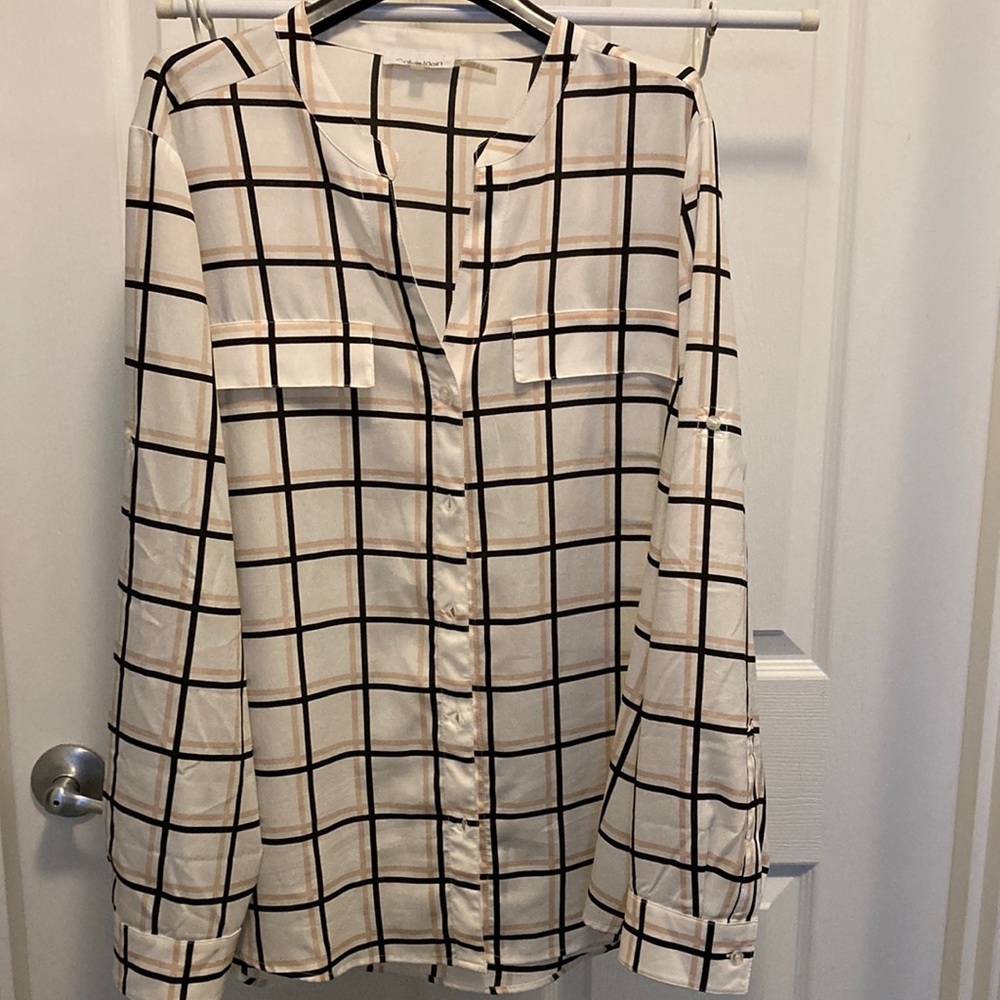 Ladies Calvin Klein dressy blouse